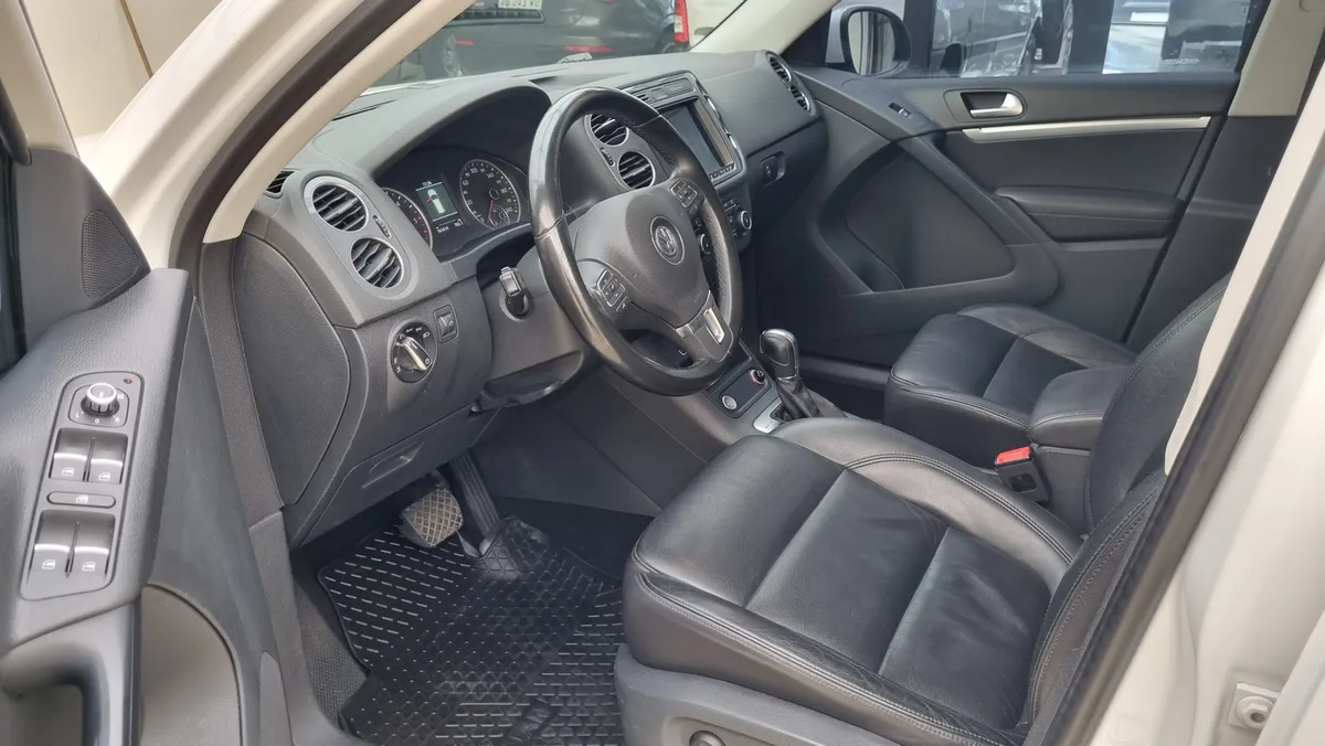 VOLKSWAGEN Tiguan 2.0 Exclusive I 140cv Tiptronic - Imagen 5