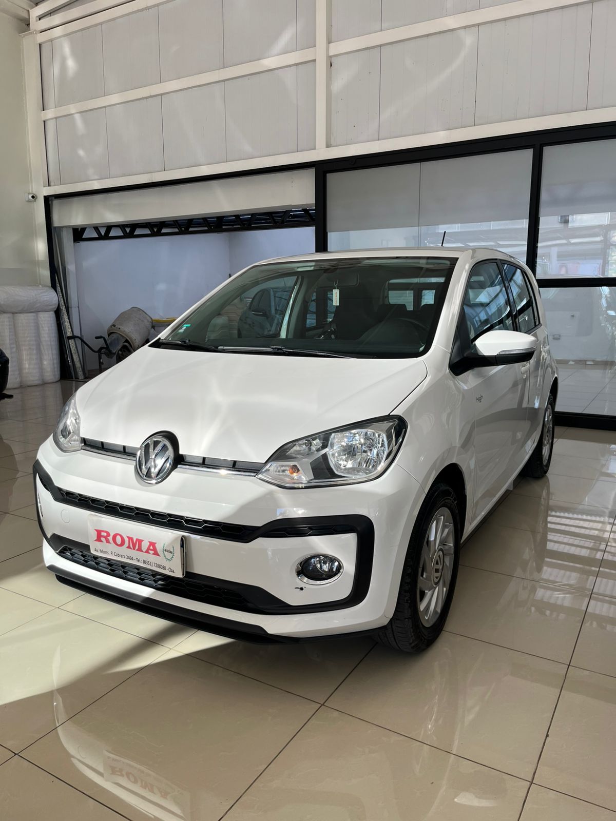 VOLKSWAGEN  Up! 1.0 High Up! 75cv 5 p
