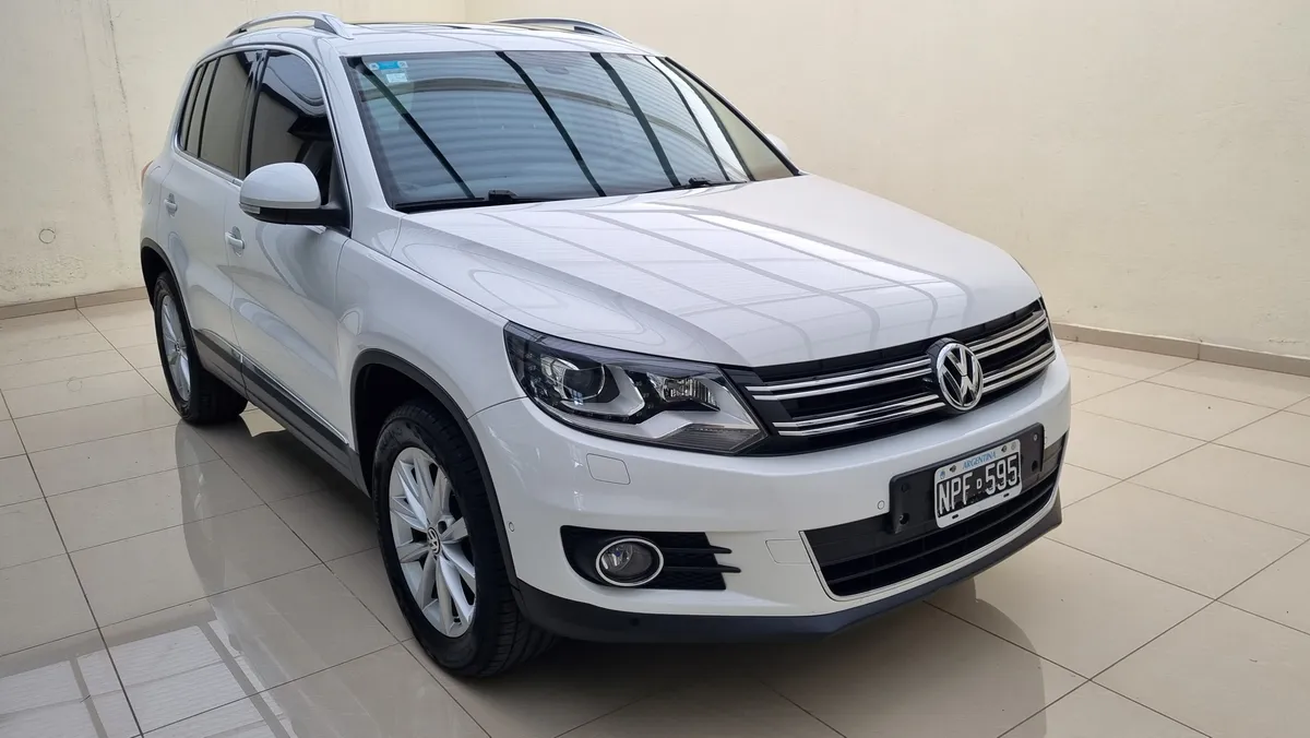 VOLKSWAGEN Tiguan 2.0 Exclusive I 140cv Tiptronic - Imagen 2